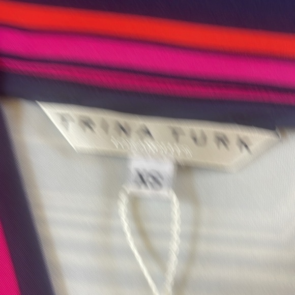 NWT•Trina Turk•Sleeveless Hampton Top abstract Striped Top~ Size Small - Picture 5 of 10